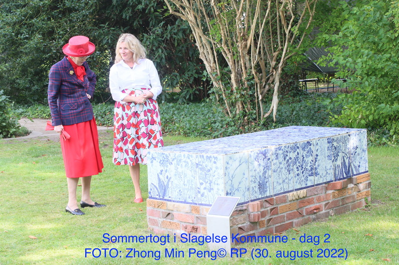  11.05 H.M. Dronningen af Danmark besøger Guldagergaard – International Ceramic Research Center  
 FOTO: Zhong Min Peng© RP  