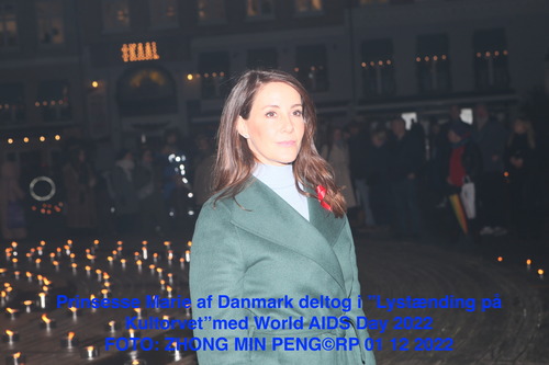 Prinsesse Marie af Danmark deltog i ”Lystænding på Kultorvet” i forbindelse med World AIDS Day 2022