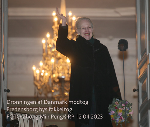 Dronningen af Danmark modtog Fredensborg bys fakkeltog