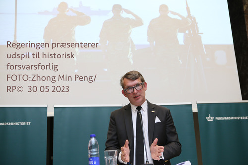 Regeringen af Danmark præsenterer udspil til historisk forsvarsforlig